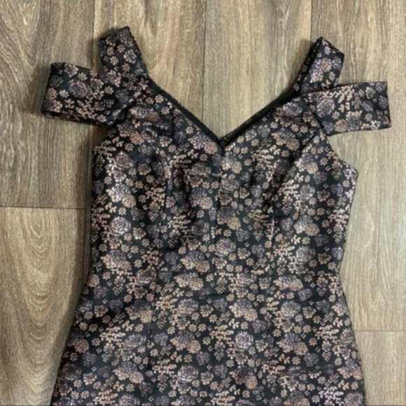 Maggy London Black Gold Metallic Detail Mini Dress - Picture 2 of 5